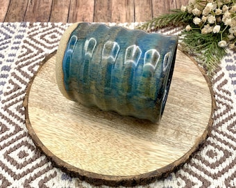 Copo de cerâmica azul manchado envelhecido/xícaras de cerâmica artesanais/canecas de cerâmica/CCStoneware/Tessa Rohde/cerâmica manchada
