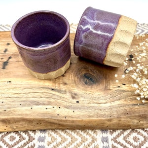 Vaso de whisky de gres ahumado Merlot hecho a mano, taza de cerámica facetada