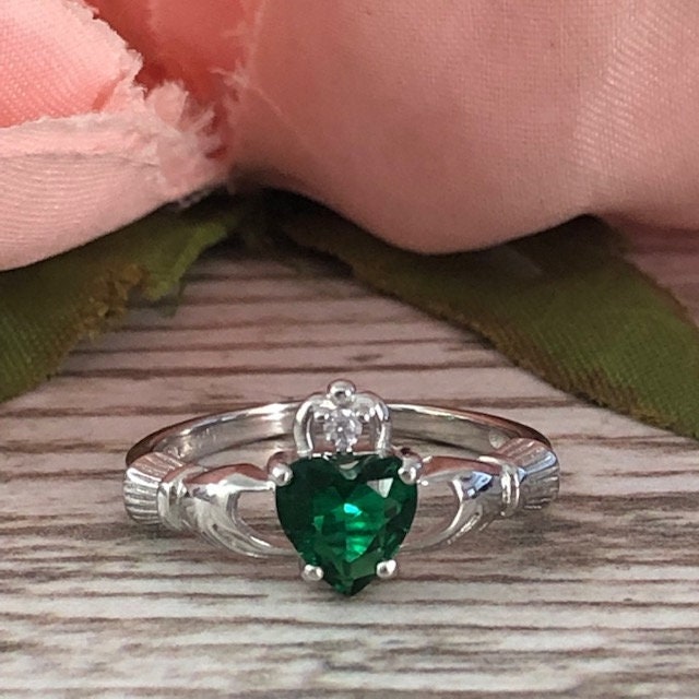 Genuine emerald deals claddagh ring