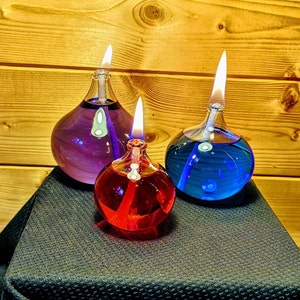 Hand blown glass oil lamp - Globe