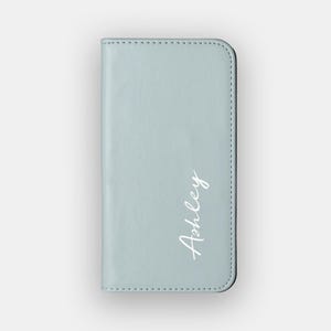 Funda billetera abstracta en aguamarina / Folio de cuero vegano de color liso / Compatible con iPhone 16, 15, 14, 13 y Samsung Galaxy S25, S24, S23 y S22
