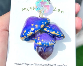 New Shiny Prism glass + Glowy Purple gradation Cluster Petite Cute Glow in dark heart shaped Amethyst  + mushroom pendant