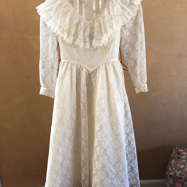 vintage child's flower girl/party dress