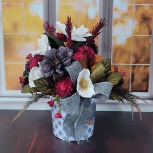 Small Fall Magnolia Arrangement, Magnolia and Zinnia Table Decor, Pumpkin Table Decorations, Fall Faux Floral Centerpiece