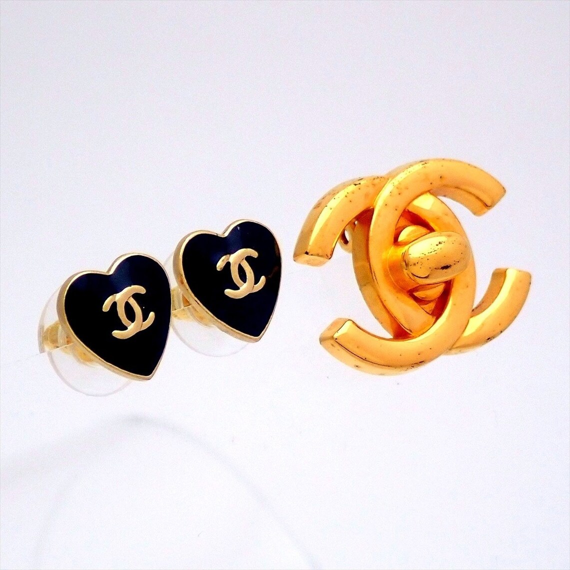 black chanel stud earrings