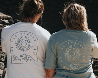 Surfer Vibes: Organic Cotton T-Shirt with Boho Surf Print by Pineapple Island | Comfy Tee Made from Eco Material