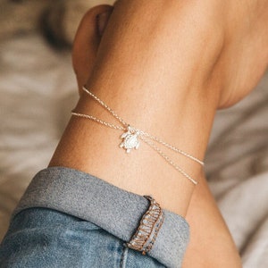 Silver plated Turtle Anklet, Ankle bracelet, Handmade anklet, Anklet for woman, Surf Anklet, Turtle anklet, Surf Jewelry, Pineapple Island