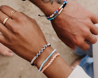 Geflochtenes handgemachtes Armband von Pineapple Island | Handgemachtes Freundschafts Armband für Männer und Frauen | Beachy Vibes garantiert