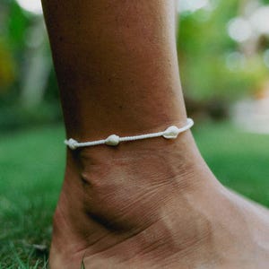 Seashell Beaded Surf Anklet: Adjustable Ankle Bracelet, Handmade Jewelry