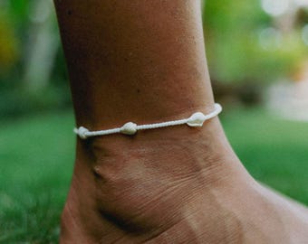 Seashell Beaded Surf Anklet: Adjustable Ankle Bracelet, Handmade Jewelry
