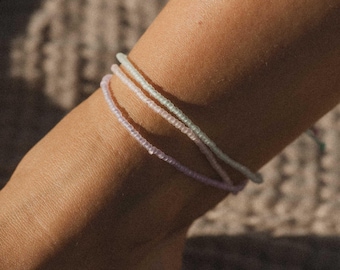 Tobillera con cuentas de vidrio esmerilado: estilo bohemio surfero ajustable