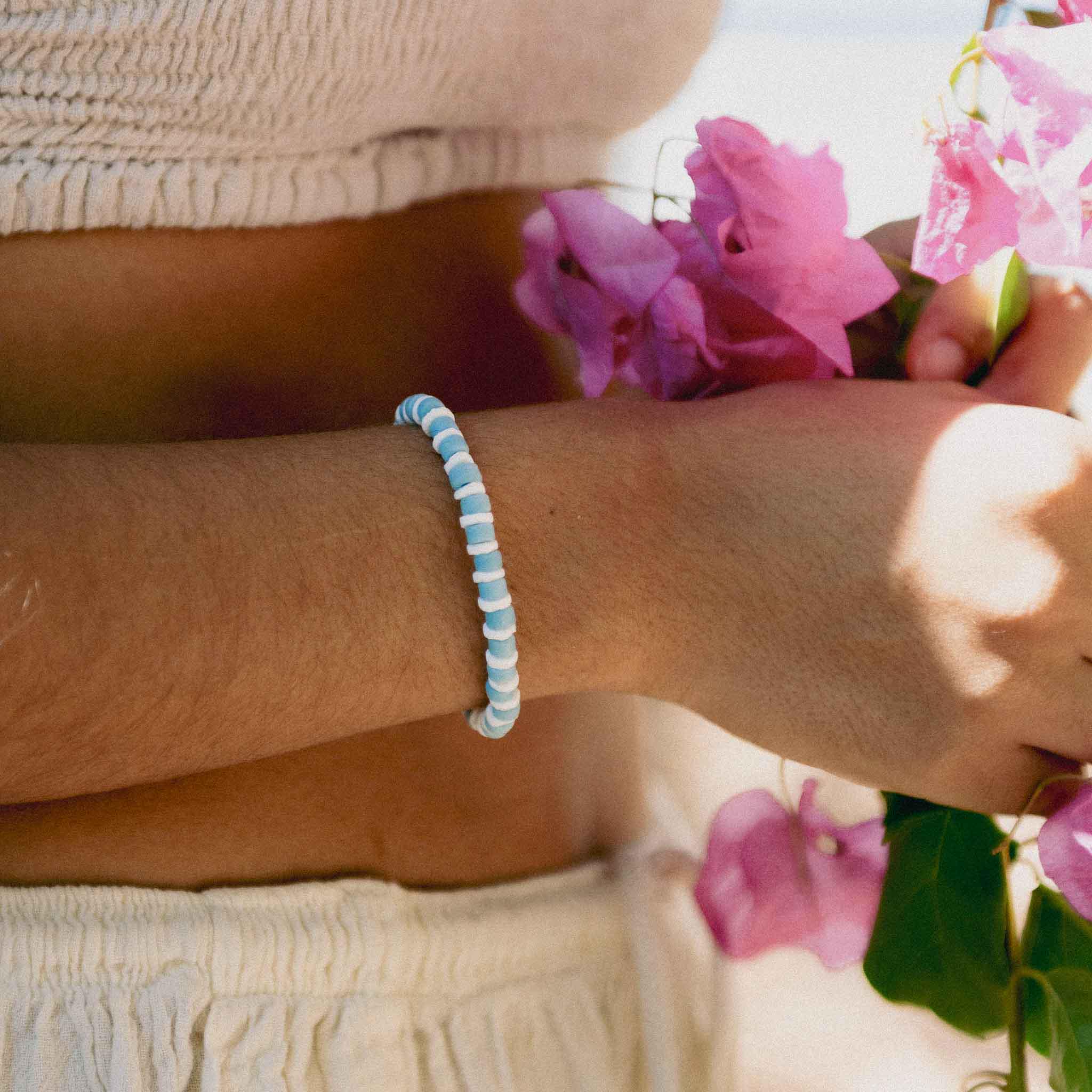 Puka Shell Beaded Bracelet: Adjustable Surfer Style - Handmade Bali
