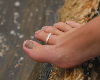 Textured Minimalist Toe Ring, Silver plated toe ring, Minimal toe ring, Handmade jewelry, Surf, Adjustable Toe Ring, Boho, Pineapple Island