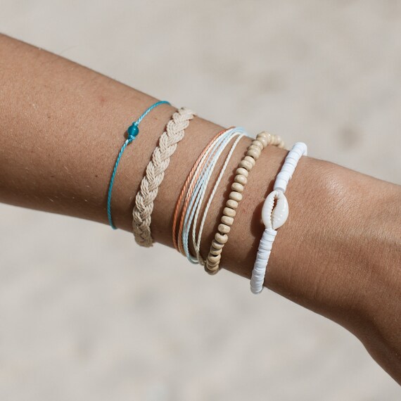 1 Twisted String Bracelet, Wax String Bracelet, Beach Jewlery, Surfer  Bracelet, Minimalist Bracelet, String Bracelet Custom Twist - Etsy | String  bracelet, Surfer bracelets, Braided bracelets