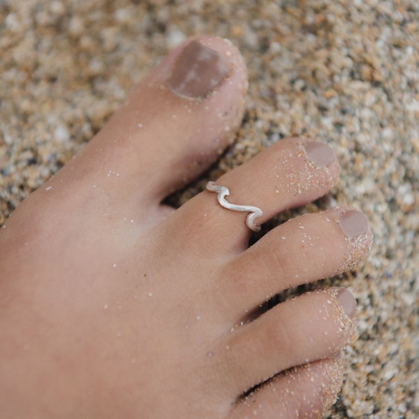 Silver Plated Surfer Girl Toe Ring - Handmade Minimalist Jewelry by Pineapple Island | Adjustable Wave Design - Beach Inspired