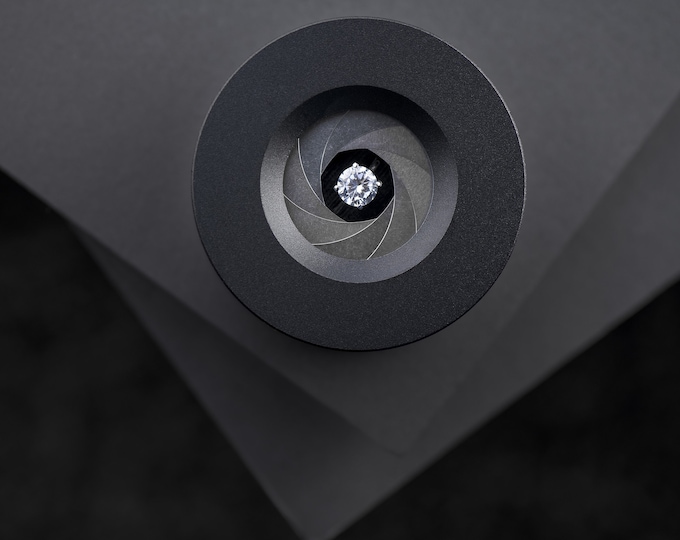 Engagement Ring Box Metal mechanical Iris or Aperture Etsy