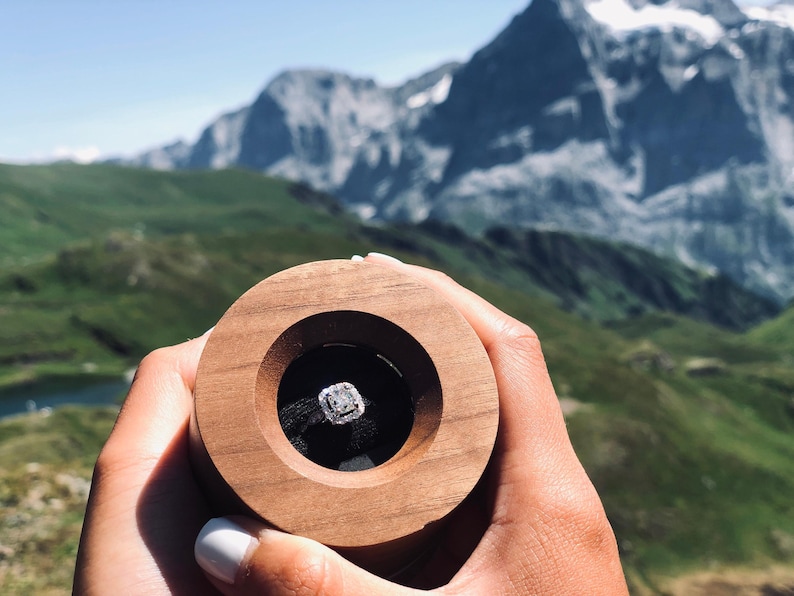 A Truly Unique Engagement Ring Box - With a Surprise Mechanical Iris Mechanism for a Memorable Proposal image 11