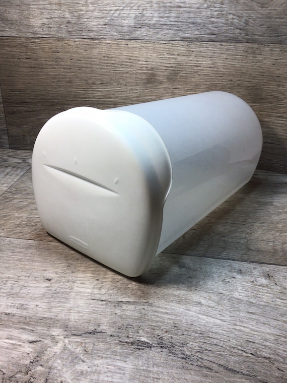 Home & Living Kitchen & Dining Vintage Rubbermaid Bread Container Box