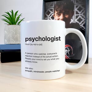 Taza con la descripción del psicólogo