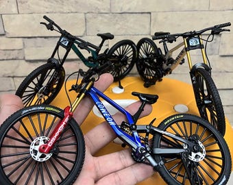 Mini 1 8 Scale Alloy Bicycle Model Diecast Mountain Bike Finger Toy Collectible Gift