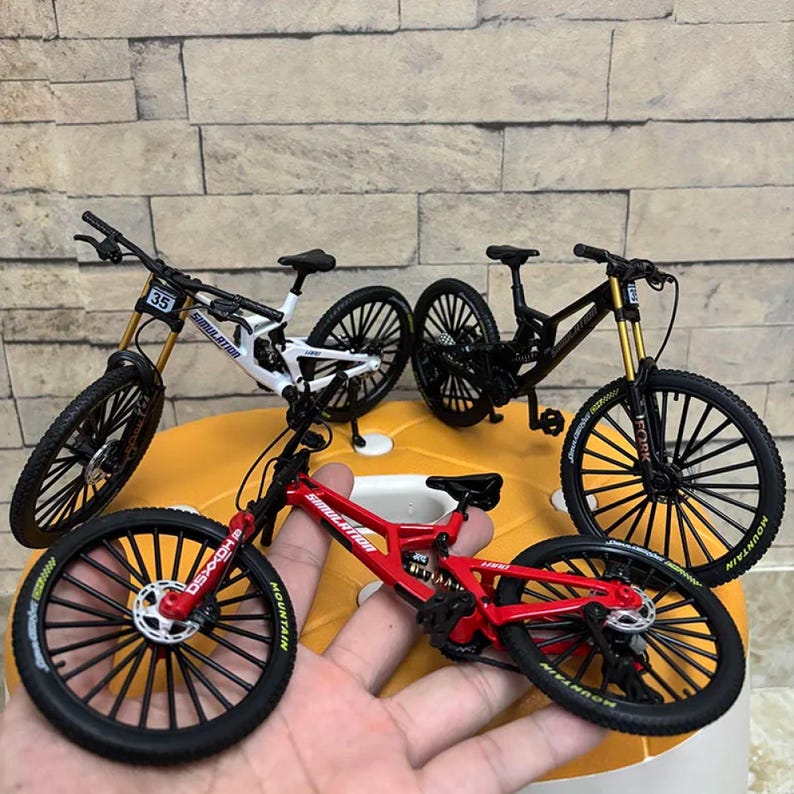 Mini 1:8 Alloy Bicycle Model Diecast Mountain Bike Finger Toy Collectible Gift image 2