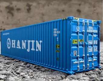 HO Scale 40ft Railway Shipping Container: Diorama Model Train Detail