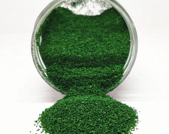 Miniature Grass Powder: 1/35 Scale Diorama Terrain - Model Scenery