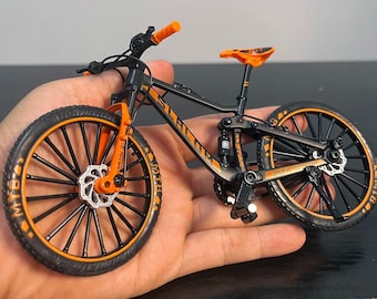 1:10 Alloy Mountain Bike | Diecast Finger Racing Mini Bike | Shock-Absorbing Orange Toy