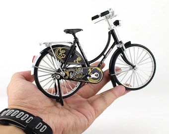 1:10 Alloy Mountain Bike Diecast Model, Mini Racing Bicycle, Collector Desktop Ornament