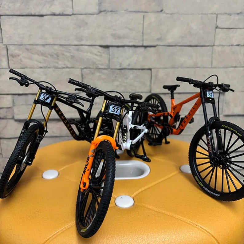 Mini bicicleta a escala 1:8 de aleación, modelo de fundición a presión, color naranja, 37A Finger Bike, coleccionable, de simulación, regalo. imagen 3