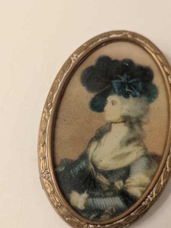 SALE Antique Portrait Style Brooch Women Large br… - image 2