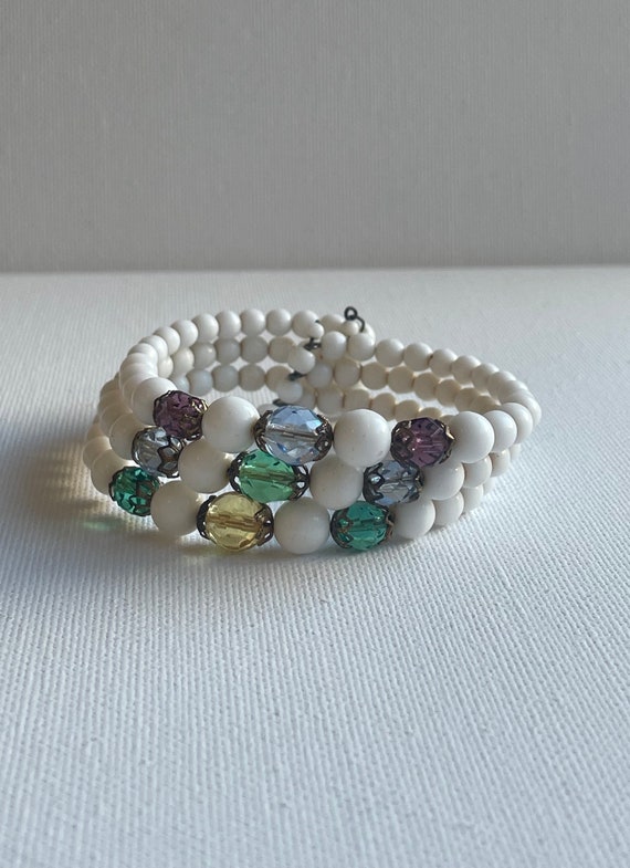 SALE Vintage white beaded bracelet mid century col