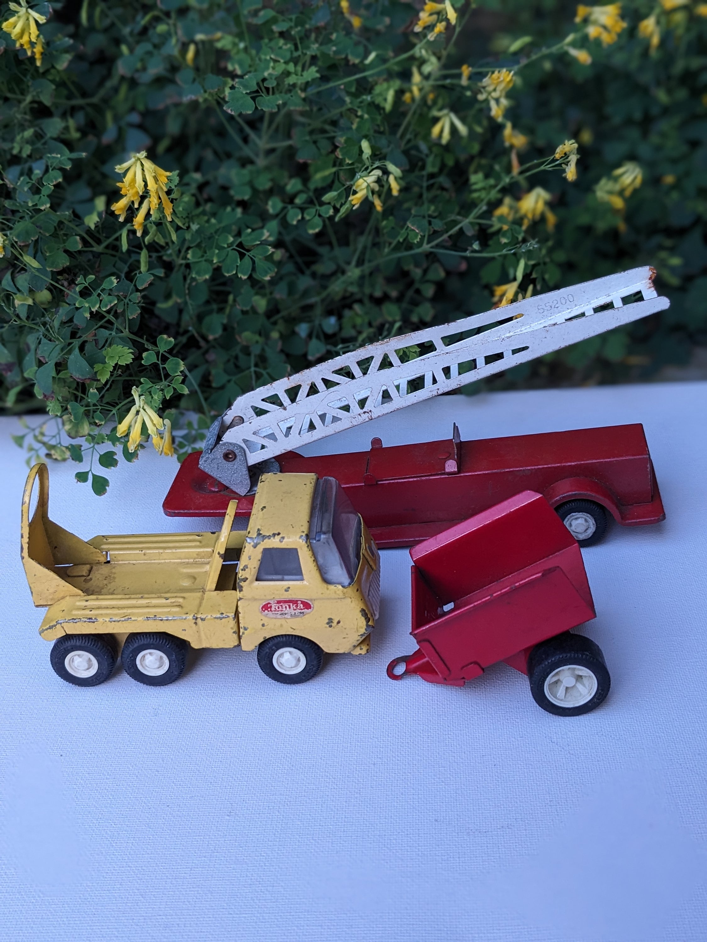 Tonka steel hotsell cement mixer vehicle