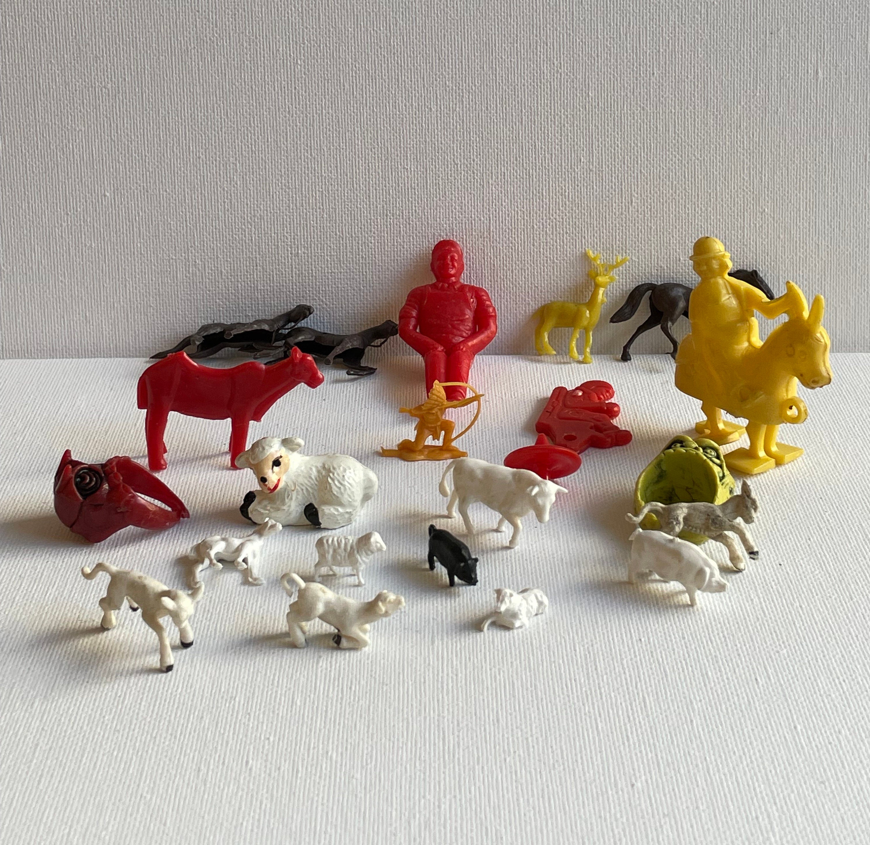 Vintage Plastic Animals Rings Micro Animals Made in Hong Kong - Etsy Denmark