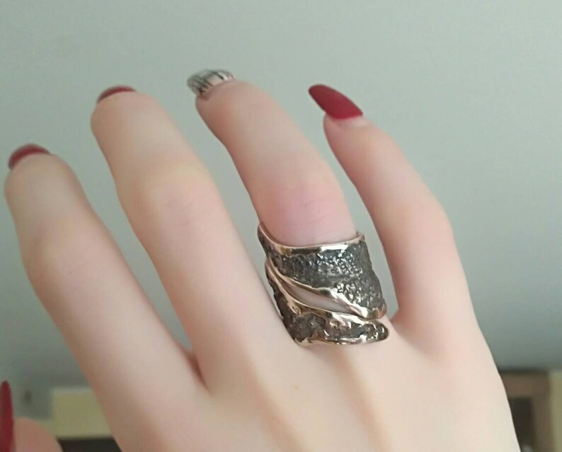 band silver unique ring,real silver 925000,exstra gift for women,a massive ring,beautiful ring Handmade oxidized silver ring made of lace