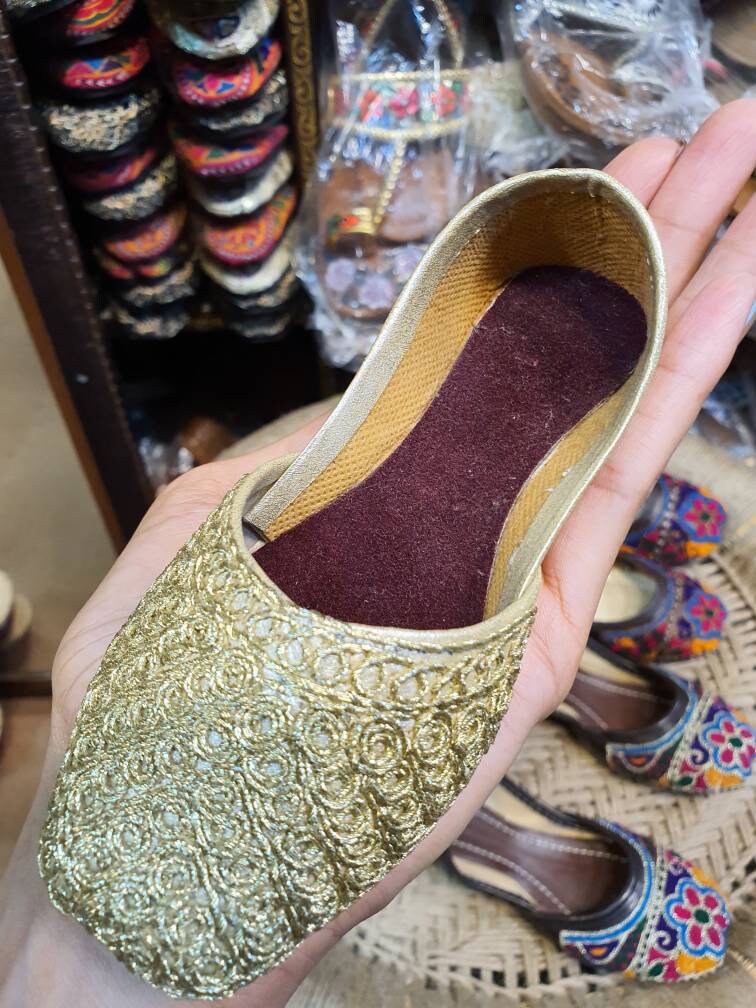 RAINBOW Baby Kids Khussa Indian Baby Shoes Kids Punjabi Juttis