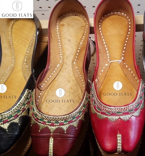 Buy Khussa Shoes With All Type of Dresses | Indian shoes, Pakistani shoes,  Footwear design women