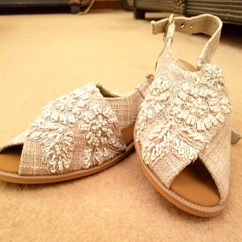 size 9 sandals wide fit