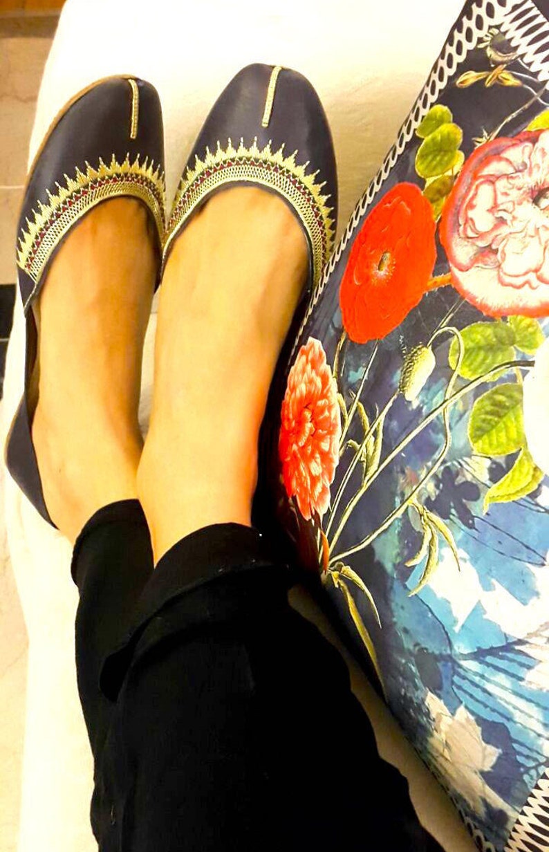 REIGN Leather Ballet Pumps Indian Punjabi Jutti Red Khussa Shoes