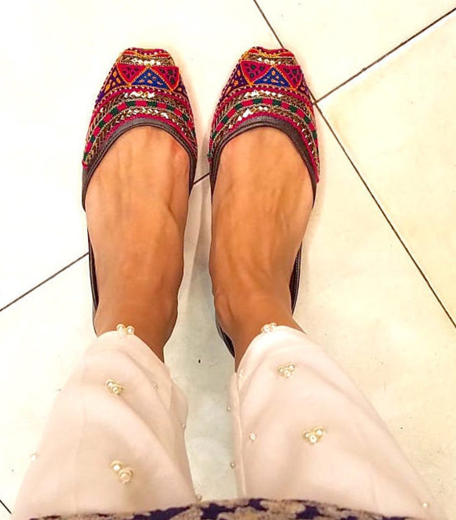 brown leather flat shoes | punjabi jutti for women | us size 9 wide | khussa shoes | slip-ons | ballet flat | indian shoes | pak