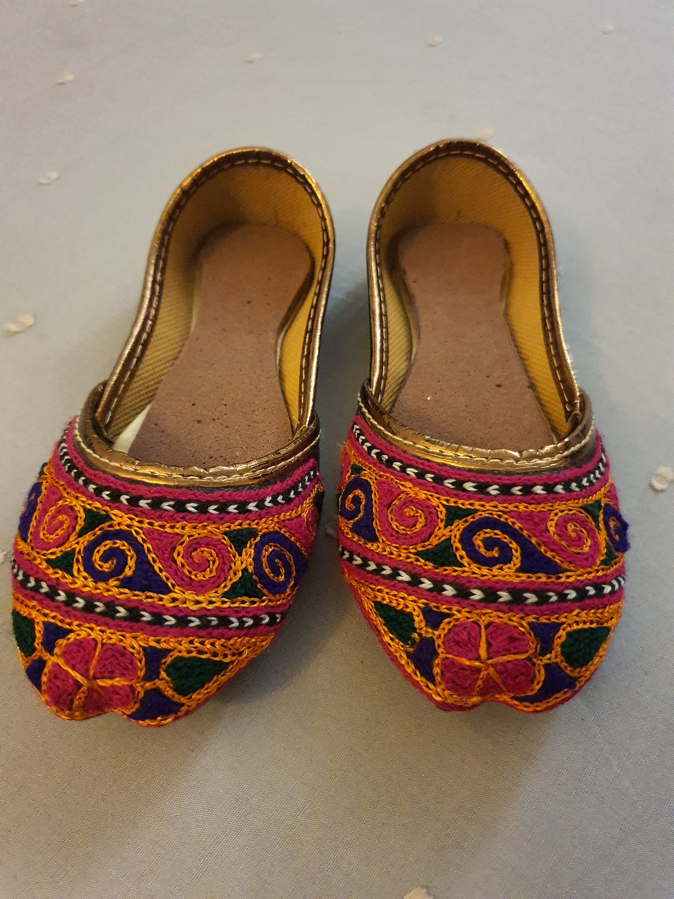 RAINBOW Baby Kids Khussa Indian Baby Shoes Kids Punjabi Juttis