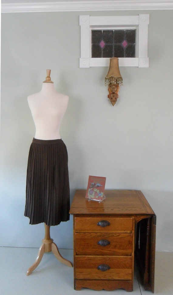 Wonderful 1950s Vintage Pleated Skirt in Wool