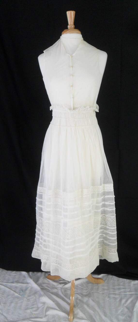 Early 1900s Eggshell White Graduation Dress