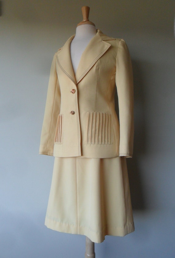 1970s Lilli Ann Suit in Spring Yellow |  Beautiful