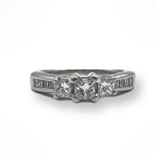 14k White Gold Princess Cut Diamond Ring Size 4.5