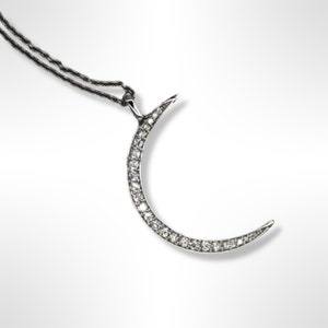 HELLO NOEMIE 18k Gold The Crescent Moon Diamond Necklace