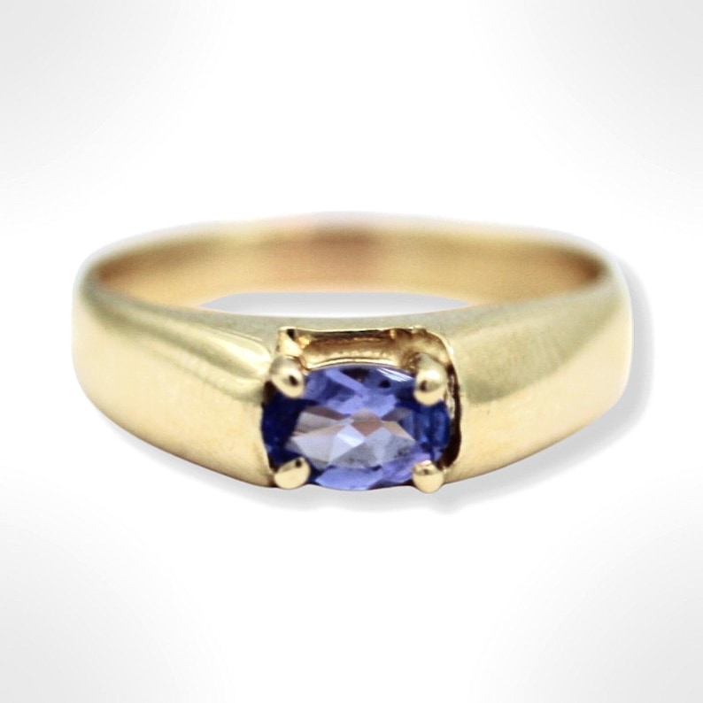 Anillo ovalado de tanzanita de oro de 14 quilates (Talla 6.5) imagen 1