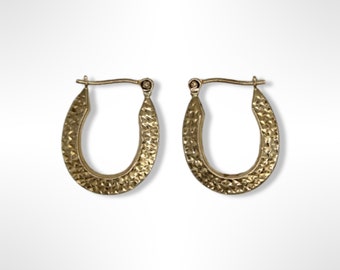 14K Gold Diamond-Cut Hoop Earrings