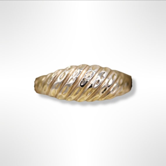 14K Gold Dome Shrimp Ring (Size 7.5 ) - image 1