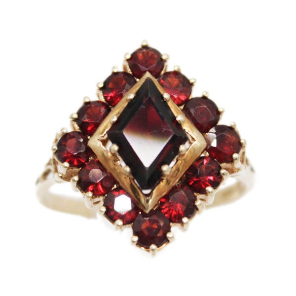 10K Gold Garnet Ring - Size 10